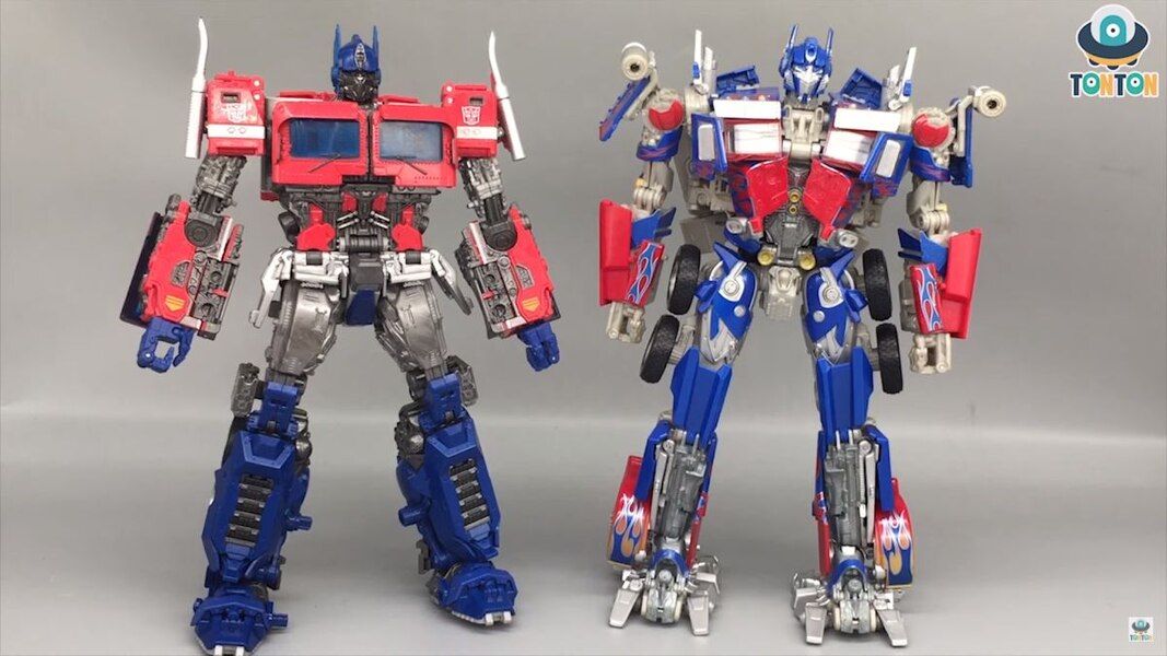 Transformers Masterpiece MPM 12 Optimus Prime  (9 of 43)